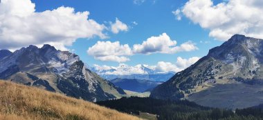 a beautiful view of the mountains in the French alps