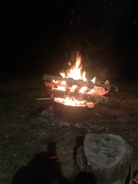 Soothing Relaxing Campfire Night — 图库照片