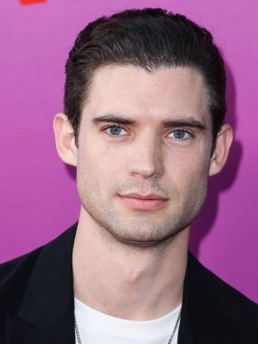 American actor David Corenswet arrives at the Los Angeles Premiere Of Netflix's 'Look Both Ways' held at the Netflix Tudum Theater on August 16, 2022 in Hollywood, Los Angeles, California, United States. 