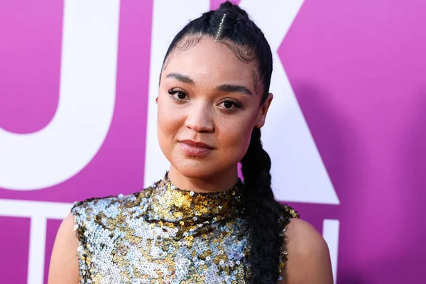 Australian Actress Aisha Dee Arrives Los Angeles Premiere Netflix Look — Foto de Stock