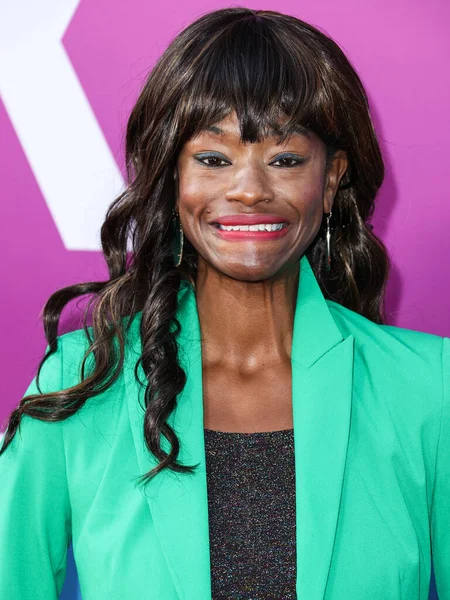 American actress Sufe Bradshaw arrives at the Los Angeles Premiere Of Netflix's 'Look Both Ways' held at the Netflix Tudum Theater on August 16, 2022 in Hollywood, Los Angeles, California, United States. 