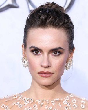 American actress Ema Horvath wearing a Monique Lhuillier dress arrives at the Los Angeles Premiere Of Amazon Prime Video's 'The Lord Of The Rings: The Rings Of Power' Season 1 held at The Culver Studios on August 15, 2022 in Culver City, Los Angeles