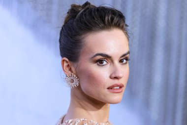 American actress Ema Horvath wearing a Monique Lhuillier dress arrives at the Los Angeles Premiere Of Amazon Prime Video's 'The Lord Of The Rings: The Rings Of Power' Season 1 held at The Culver Studios on August 15, 2022 in Culver City, Los Angeles