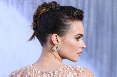 American actress Ema Horvath wearing a Monique Lhuillier dress arrives at the Los Angeles Premiere Of Amazon Prime Video's 'The Lord Of The Rings: The Rings Of Power' Season 1 held at The Culver Studios on August 15, 2022 in Culver City, Los Angeles