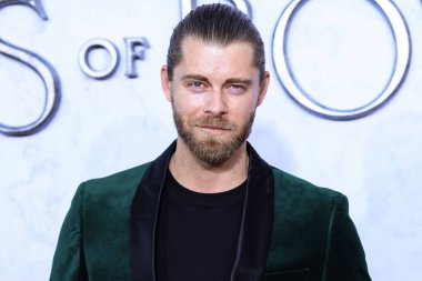 Luke Mitchell arrives at the Los Angeles Premiere Of Amazon Prime Video's 'The Lord Of The Rings: The Rings Of Power' Season 1 held at The Culver Studios on August 15, 2022 in Culver City, Los Angeles, California, United States. 