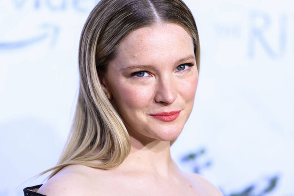 Welsh actress Morfydd Clark arrives at the Los Angeles Premiere Of Amazon Prime Video's 'The Lord Of The Rings: The Rings Of Power' Season 1 held at The Culver Studios on August 15, 2022 in Culver City, Los Angeles, California, United States.