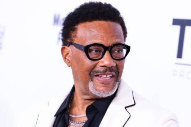 Judge Greg Mathis arrives at the 22nd Annual Harold And Carole Pump Foundation Gala held at The Beverly Hilton Hotel on August 19, 2022 in Beverly Hills, Los Angeles, California, United States. 