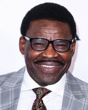 American sports commentator Michael Irvin arrives at the 22nd Annual Harold And Carole Pump Foundation Gala held at The Beverly Hilton Hotel on August 19, 2022 in Beverly Hills, Los Angeles, California, United States.