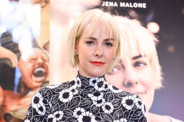 American actress Jena Malone arrives at the Los Angeles Premiere Of Vertical Entertainment's 'Adopting Audrey' held at Brain Dead Studios LA on August 22, 2022 in Los Angeles, California, United States.