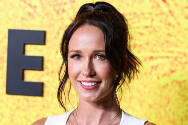 American actress Anna Camp arrives at the Los Angeles Premiere Of Apple TV+'s Original Series 'See' Season 3 held at Directors Guild of America (DGA) Theater Complex on August 23, 2022 in Los Angeles, California, United States.