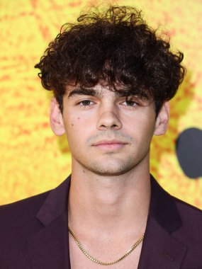 American singer Jake Clark arrives at the Los Angeles Premiere Of Apple TV+'s Original Series 'See' Season 3 held at Directors Guild of America (DGA) Theater Complex on August 23, 2022 in Los Angeles, California, United States.
