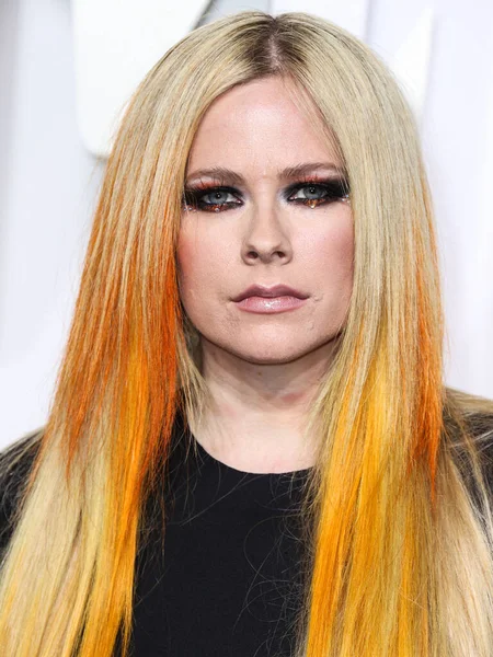 Avril Lavigne arrives at the 2022 MTV Video Music Awards held at the Prudential Center on August 28, 2022 in Newark, New Jersey, United States.