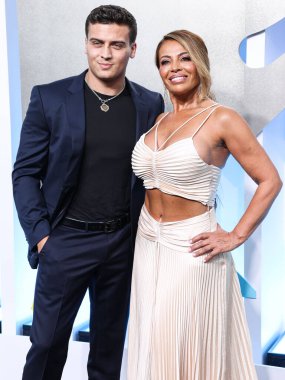 Frankie Catania and Dolores Catania arrive at the 2022 MTV Video Music Awards held at the Prudential Center on August 28, 2022 in Newark, New Jersey, United States. 