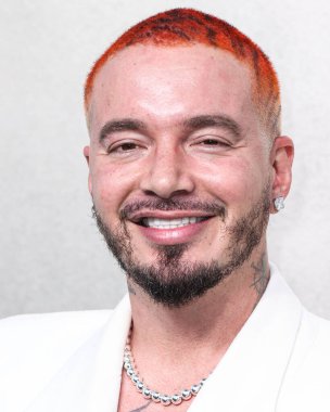 J Balvin arrives at the 2022 MTV Video Music Awards held at the Prudential Center on August 28, 2022 in Newark, New Jersey, United States.