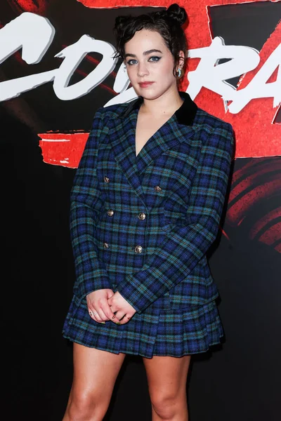 American Actress Mary Mouser Arrives Los Angeles Premiere Netflix Cobra — Fotografia de Stock