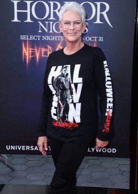 Amerikalı aktris Jamie Lee Curtis, 8 Eylül 2022 'de Universal City, Los Angeles, Kaliforniya' da düzenlenen Universal Stüdyoları 'nda düzenlenen Hollywood Korku Geceleri Açılış Gecesi 2022' ye geldi..