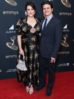 Yeni Zelandalı aktris Melanie Lynskey ve kocası / Amerikalı aktör Jason Ritter, Televizyon Akademisi 'nin 74. Yıllık Primetime Emmy Ödülleri Performans Adayları Adaylığını Televizyon Sanatları ve Bilimler Akademisi' nde (Televizyon Sanatları ve Bilimleri Akademisi) gerçekleştirdi.) 