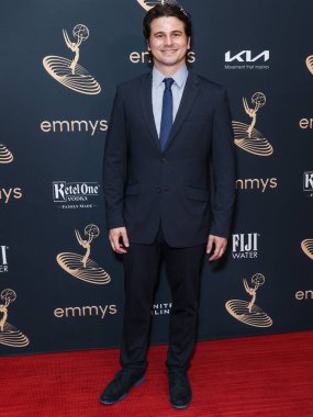 Amerikalı aktör Jason Ritter, 9 Eylül 2022 'de Kuzey Hollywood, Los Angeles' ta düzenlenen Televizyon Akademisi 'nin 74. Yıllık Emmy Ödülleri Performans Nominee Kutlaması' na geldi.