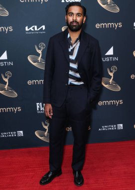 İngiliz aktör Himesh Patel, 9 Eylül 2022 'de Kuzey Hollywood, Los Angeles' ta düzenlenen Televizyon Sanatları ve Bilimleri Akademisi 'nde düzenlenen 74.