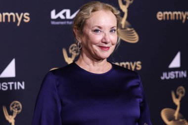 Amerikalı aktris J. Smith-Cameron (Jean Isabel Smith), Televizyon Akademisi 'nin 9 Eylül 2022' de Televizyon Sanatları ve Bilimleri Akademisi 'nde düzenlenen 74. 