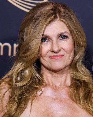 Amerikalı aktris Connie Britton, 9 Eylül 2022 'de Kuzey Hollywood, Los Angeles' ta düzenlenen Televizyon Akademisi 'nin 74. Yıllık Emmy Ödülleri Performans Nominee Kutlaması' na geldi.