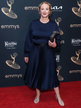 Amerikalı aktris J. Smith-Cameron (Jean Isabel Smith), Televizyon Akademisi 'nin 9 Eylül 2022' de Televizyon Sanatları ve Bilimleri Akademisi 'nde düzenlenen 74. 