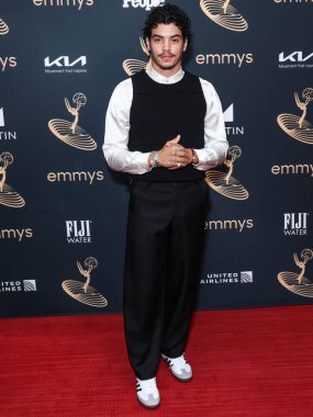 Amerikalı aktör Aaron Dominguez, 9 Eylül 2022 'de Kuzey Hollywood, Los Angeles' ta düzenlenen Televizyon Akademisi 'nin 74. Yıllık Emmy Ödülleri Performans Nominee Kutlaması' na geldi.