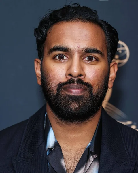 İngiliz aktör Himesh Patel, 9 Eylül 2022 'de Kuzey Hollywood, Los Angeles' ta düzenlenen Televizyon Sanatları ve Bilimleri Akademisi 'nde düzenlenen 74.