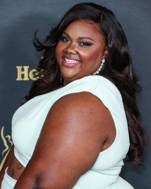 Amerikalı komedyen Nicole Byer, The Hollywood Reporter ve SAG-AFTRA 'nın 74. Geleneksel Emmy Ödülleri Gecesi' ne 10 Eylül 2022 'de 8899 Beverly' de Batı Hollywood, Los Angeles, Kaliforniya, ABD 'de düzenlenen Penthouse' da katıldı.