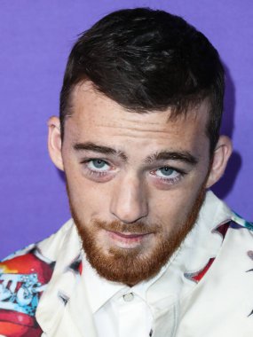 Amerikalı aktör Angus Cloud, 11 Ağustos 2022 'de NeueHouse Los Angeles, Los Angeles' ta düzenlenen Facebook Oyunuyla Sunulan Genç Hollywood Kutlamalarının Gücü 2022 'ye ulaştı..