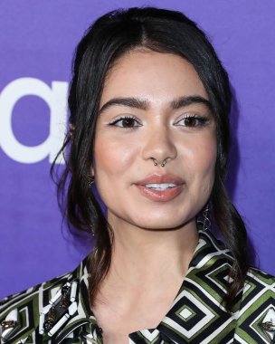 Amerikalı aktris Auli 'i Cravalho, 11 Ağustos 2022' de Hollywood, Los Angeles, Kaliforniya, ABD 'de düzenlenen NeueHouse Los Angeles' ta düzenlenen Facebook Oyununun Genç Hollywood Kutlamalarının Gücü 2022 'ye ulaştı.. 