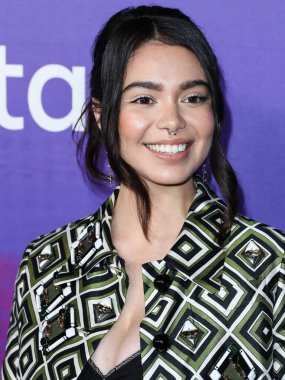 Amerikalı aktris Auli 'i Cravalho, 11 Ağustos 2022' de Hollywood, Los Angeles, Kaliforniya, ABD 'de düzenlenen NeueHouse Los Angeles' ta düzenlenen Facebook Oyununun Genç Hollywood Kutlamalarının Gücü 2022 'ye ulaştı.. 
