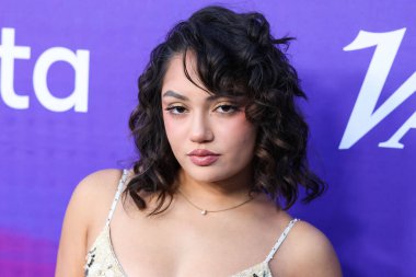 Amerikalı sosyal medya kişiliği ve makyaj sanatçısı Avani Gregg, 11 Ağustos 2022 'de Hollywood, Kaliforniya, ABD' de bulunan NeueHouse Los Angeles 'ta düzenlenen Facebook Oyununun Genç Hollywood Kutlamasının 2022 Gücüne ulaştı.