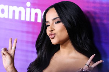 Amerikalı şarkıcı Becky G (Rebbeca Marie Gomez), 11 Ağustos 2022 tarihinde Hollywood, Los Angeles, Kaliforniya, ABD 'de düzenlenen NeueHouse Los Angeles' ta düzenlenen Genç Hollywood Oyunları 'nın 2022 Power of Young Hollywood Kutlaması' na geldi..