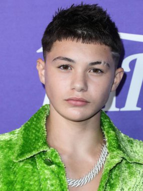 Amerikalı aktör Javon Walton, 11 Ağustos 2022 'de NeueHouse Los Angeles, Los Angeles' ta düzenlenen Facebook Oyun Sunan Genç Hollywood Kutlamasının 2022 Power of Young Hollywood Kutlaması 'na ulaştı.. 