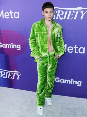 Amerikalı aktör Javon Walton, 11 Ağustos 2022 'de NeueHouse Los Angeles, Los Angeles' ta düzenlenen Facebook Oyun Sunan Genç Hollywood Kutlamasının 2022 Power of Young Hollywood Kutlaması 'na ulaştı.. 