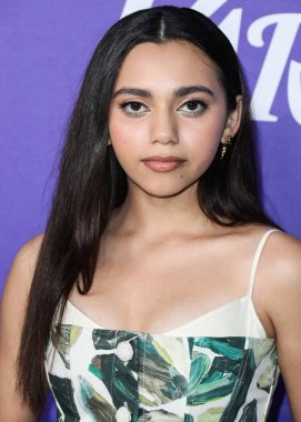 Amerikalı aktris Savannah Nicole Ruiz, 11 Ağustos 2022 'de Hollywood, Los Angeles, Kaliforniya, ABD' de düzenlenen NeueHouse Los Angeles 'ta düzenlenen Facebook Oyun Sunan Genç Hollywood Kutlamasının 2022 Power of Young Hollywood Kutlaması' na geldi.. 