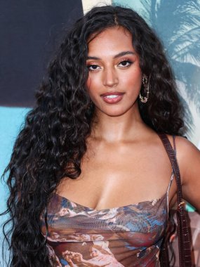 Amerikalı şarkıcı Sela Vave, Netflix 'in 14 Ağustos 2022' de Los Angeles, Kaliforniya 'daki Regal Cinemas LA Live Stadyumu' nda düzenlenen 'Day Shift' in dünya prömiyerine geldi.. 