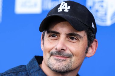 Amerikalı şarkıcı ve söz yazarı Brad Paisley, 8 Ağustos 2022 'de Dodger Stadyumu' nda düzenlenen Kershaw 's Challenge Pong 4 Amaç 2022' ye geldi.. 