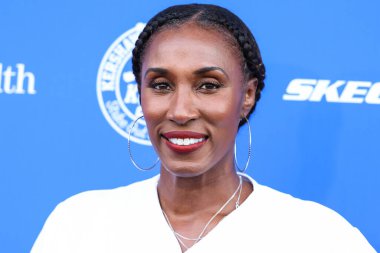 Amerikalı eski profesyonel basketbolcu Lisa Leslie 8 Ağustos 2022 'de Dodger Stadyumu' nda düzenlenen Kershaw 's Challenge Ping Pong 4 Amaç 2022' ye ulaştı..