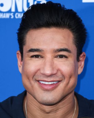 Amerikalı aktör ve televizyon sunucusu Mario Lopez 8 Ağustos 2022 'de Dodger Stadyumu' nda düzenlenen Kershaw 's Challenge Ping Pong 4 Amaç 2022' ye ulaştı.. 