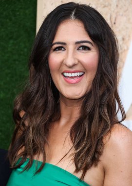 Amerikalı aktris D 'Arcy Carden, 4 Ağustos 2022' de Los Angeles, Kaliforniya 'da bulunan Easton Stadyumu' nda düzenlenen Amazon Prime Video 'nun 