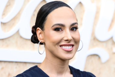 Amerikalı avukat Meena Harris, 4 Ağustos 2022 'de Los Angeles, Kaliforniya' da bulunan Easton Stadyumu 'nda düzenlenen Amazon Prime Video' nun 