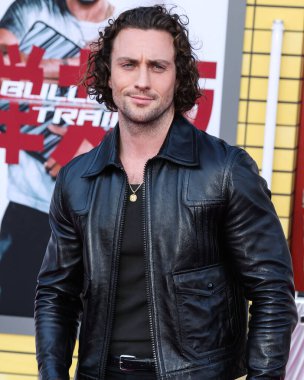 İngiliz aktör Aaron Taylor-Johnson, 1 Ağustos 2022 'de Westwood, Los Angeles, Kaliforniya' daki Regency Village Theatre 'da düzenlenen Sony Pictures' Bullet Train 'in Los Angeles prömiyerine geldi.. 
