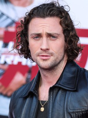 İngiliz aktör Aaron Taylor-Johnson, 1 Ağustos 2022 'de Westwood, Los Angeles, Kaliforniya' daki Regency Village Theatre 'da düzenlenen Sony Pictures' Bullet Train 'in Los Angeles prömiyerine geldi..