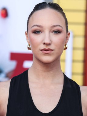 Ava Michelle, 1 Ağustos 2022 'de Westwood, Los Angeles, Kaliforniya, ABD' deki Regency Village Theatre 'da düzenlenen Sony Pictures' ın 'Bullet Train' galasına geliyor.. 