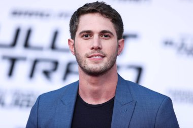 Blake Jenner, 1 Ağustos 2022 'de Westwood, Los Angeles, Kaliforniya, ABD' deki Regency Village Theatre 'da düzenlenen Sony Pictures' ın 'Bullet Train' galasına geldi.. 
