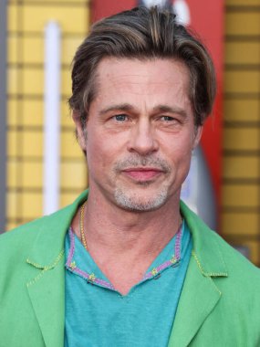 Amerikalı aktör Brad Pitt, 1 Ağustos 2022 'de Westwood, Los Angeles, Kaliforniya, ABD' deki Regency Village Theatre 'da düzenlenen Sony Pictures' Bullet Train 'in Los Angeles prömiyerine geldi.. 