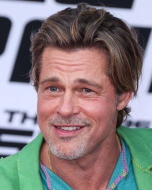 Amerikalı aktör Brad Pitt, 1 Ağustos 2022 'de Westwood, Los Angeles, Kaliforniya, ABD' deki Regency Village Theatre 'da düzenlenen Sony Pictures' Bullet Train 'in Los Angeles prömiyerine geldi.. 