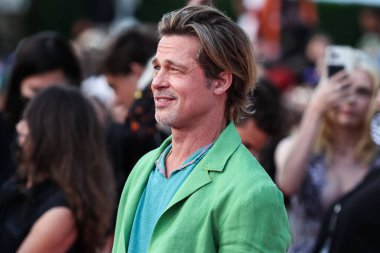Amerikalı aktör Brad Pitt, 1 Ağustos 2022 'de Westwood, Los Angeles, Kaliforniya, ABD' deki Regency Village Theatre 'da düzenlenen Sony Pictures' Bullet Train 'in Los Angeles prömiyerine geldi.. 